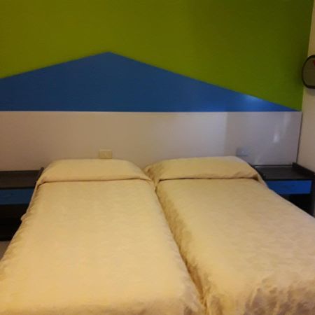 Albergo Piccadilly 梅多拉戈 外观 照片